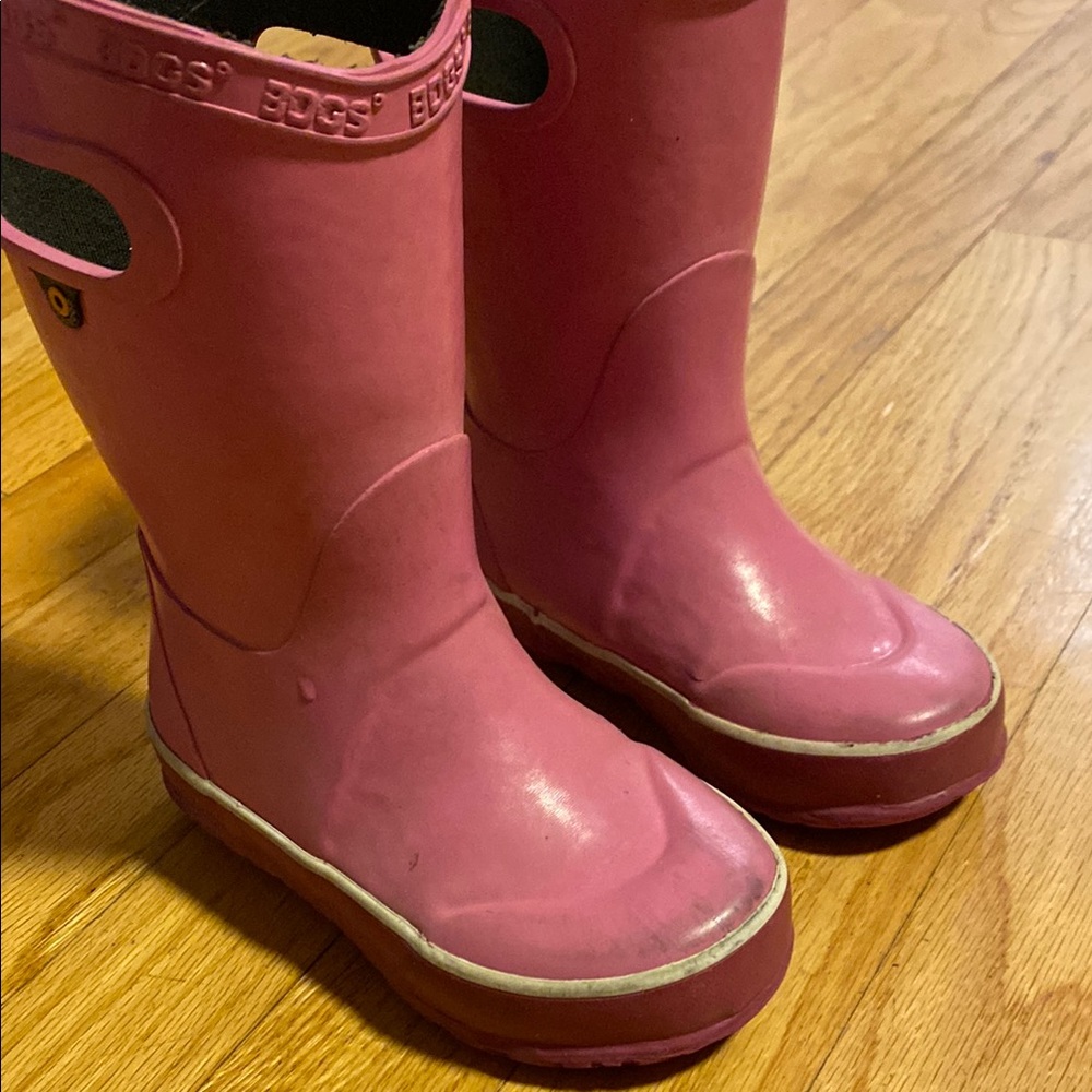 Bogs Pink Boots with Rubber Material and Thick Sole